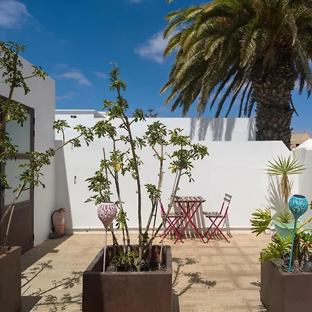 Lola - Vipvipvillas *