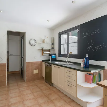 Lola - Vipvipvillas * Costa Teguise
