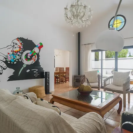 Lola - Vipvipvillas