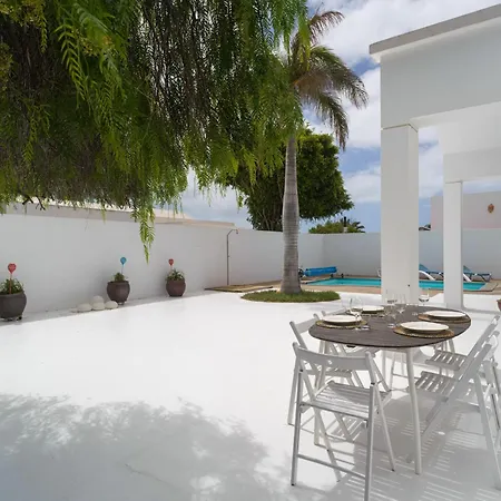 Villa Lola - Vipvipvillas